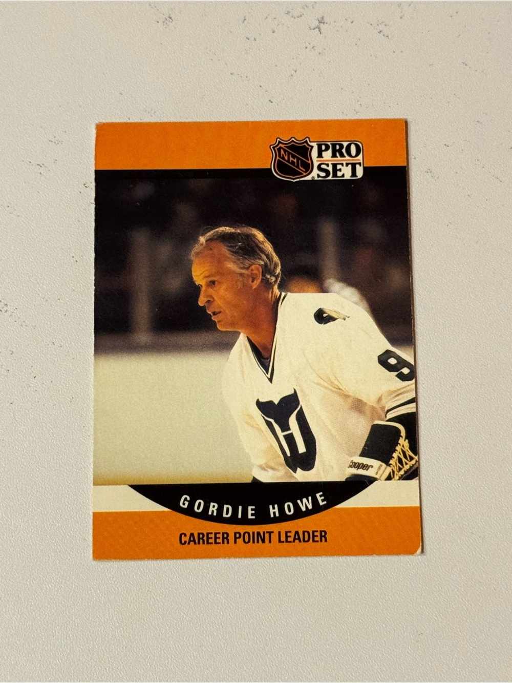 Gordie Howe 1990 NHL Pro Set Career Point Leader Card #654 (Detroit Red Wings)